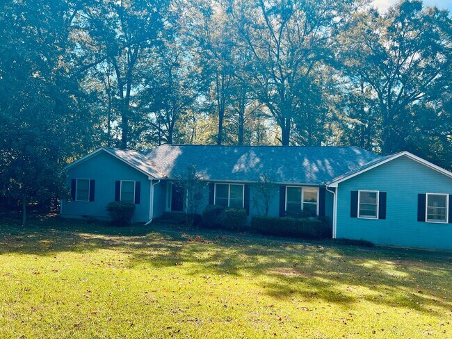 Building Photo - 1402 Northgate Dr