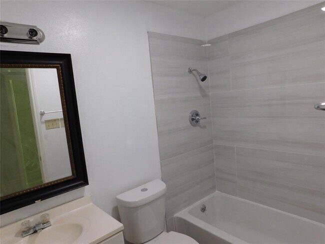 Building Photo - 8743 Birmingham Dr