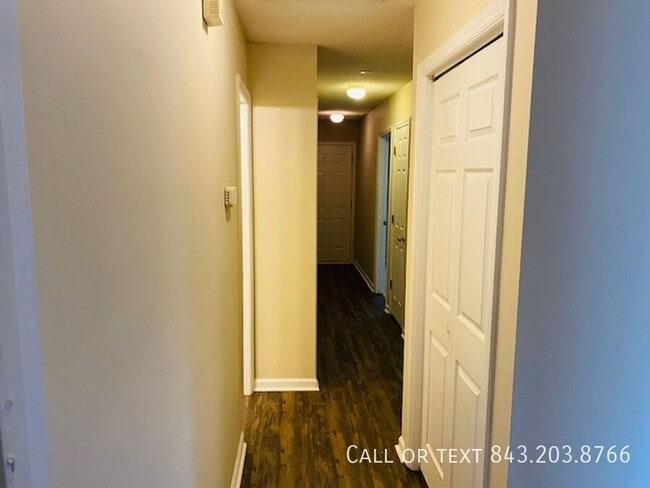 Building Photo - 414 Beverly Dr