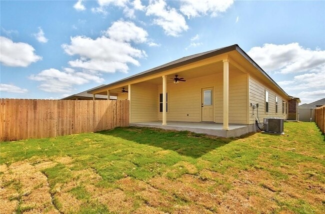 Building Photo - 467 Jack Rabbit Ln