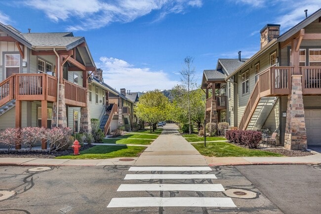 Building Photo - Park City Living Near Kimball Junction with Balcony