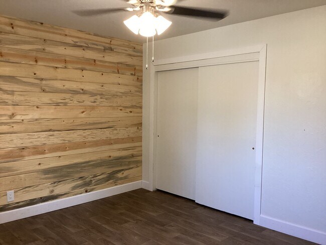 Building Photo - 4648 N 6th St