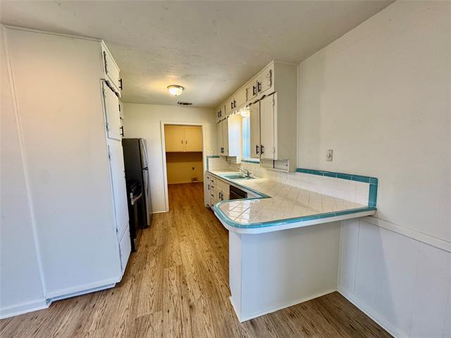 Building Photo - 4101 Lenore Dr