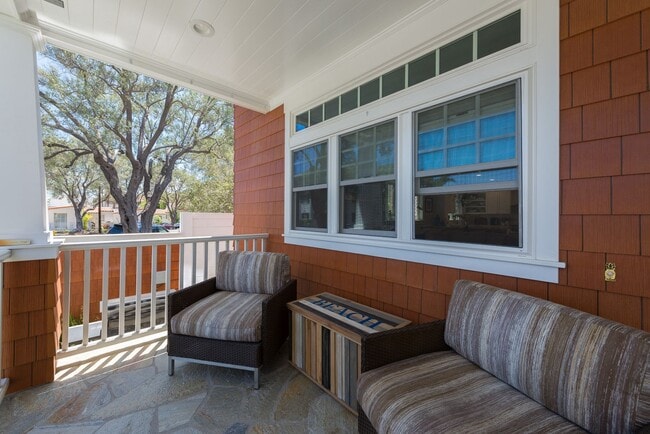 Building Photo - Four-bedroom home in the heart of the Village, offered furnished long-term lease. Ideally located...