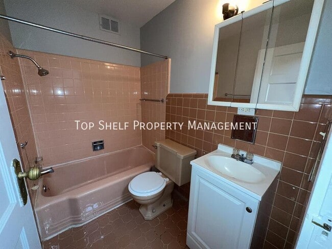 Building Photo - 3103 Grand Ave