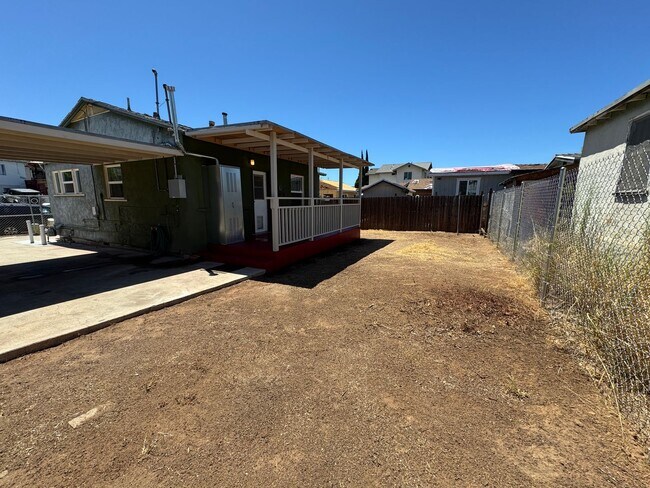 Building Photo - 3766 Teak St