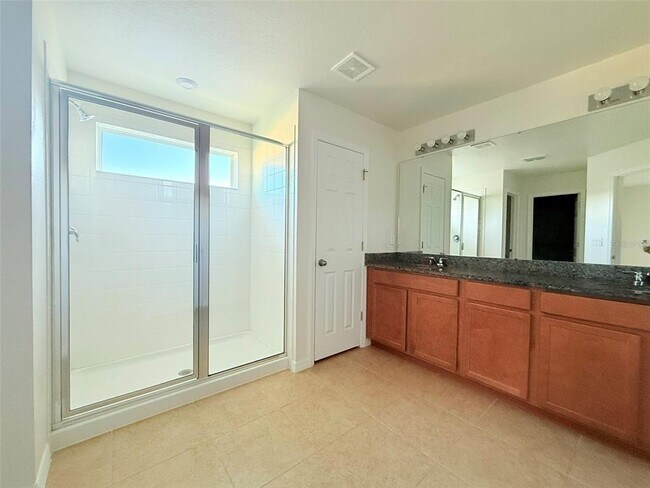 Building Photo - 1705 Felicity Ln