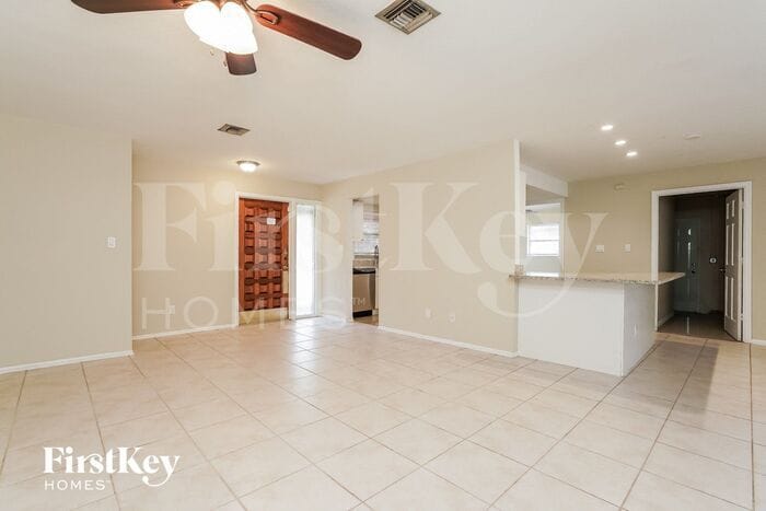 Building Photo - 1603 Grove Ave