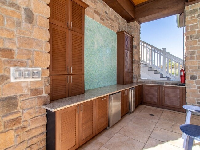 Building Photo - Unfurnished Year-Round Rental: 4BR End-Unit Townhome in Governors Near Downtown Lewes & Bike Trail