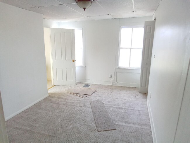 Building Photo - Cozy 1-Bedroom, 1 Bath in Cedarville, NJ.