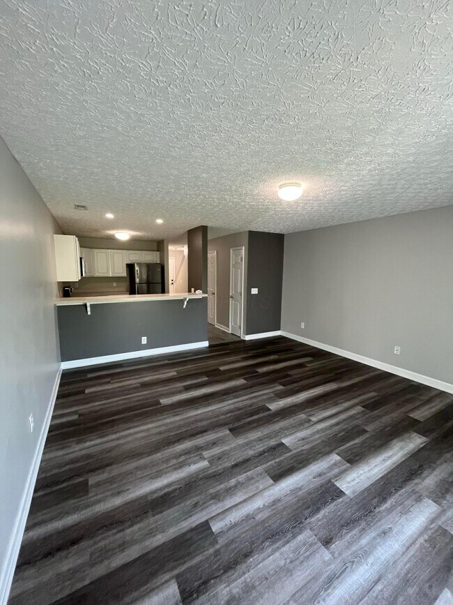 Building Photo - 5171 Mantua Dr