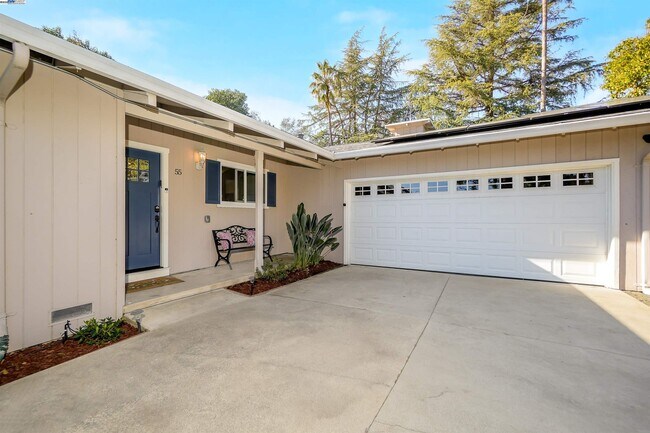 Building Photo - 55 Normandy Ln