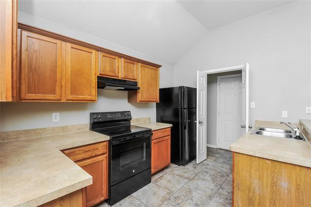 Building Photo - 120 Currie Ct
