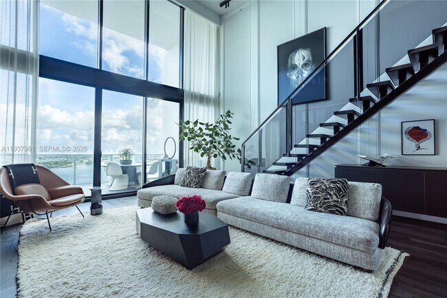 Building Photo - 1040 Biscayne Blvd