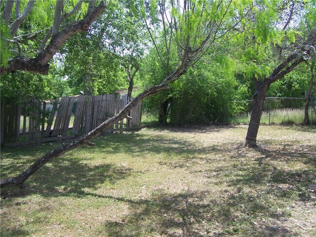 Building Photo - 5217 Williams Dr
