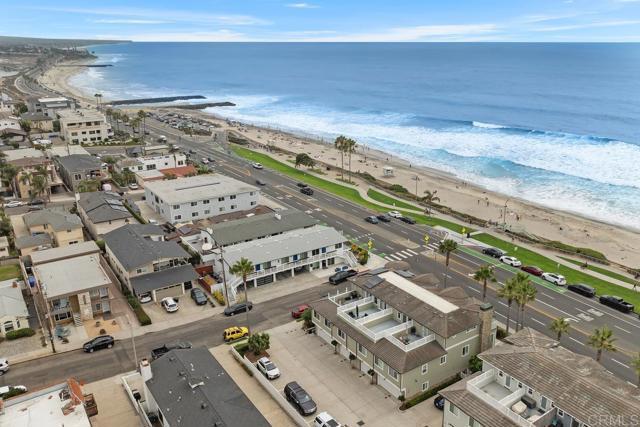 Building Photo - 3724 Carlsbad Blvd
