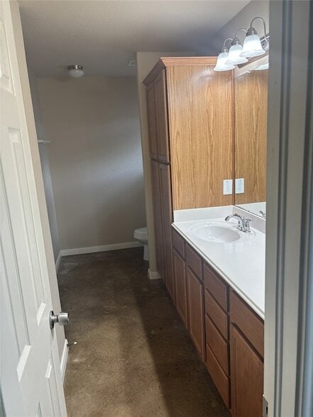 Building Photo - 11817 13th St