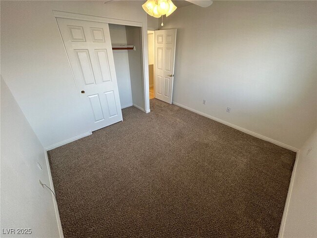 Building Photo - 5246 Coral Ribbon Ave