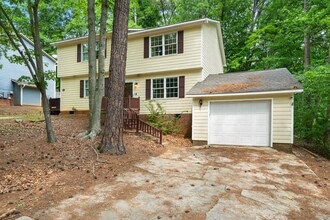Building Photo - 6716 Glendower Rd