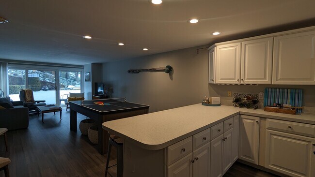 Building Photo - 23 Pleasant St