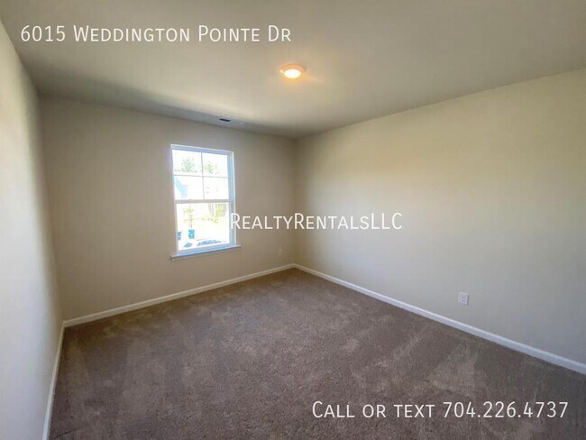 Building Photo - 6015 Weddington Pointe Dr