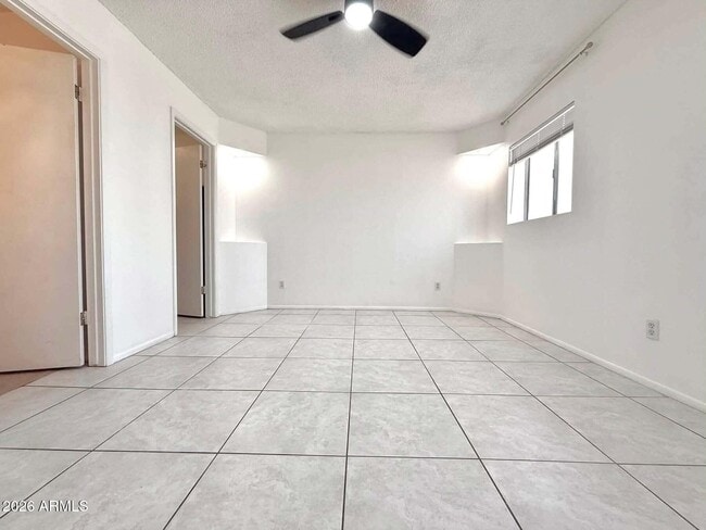 Building Photo - 1500 W Rio Salado Pkwy