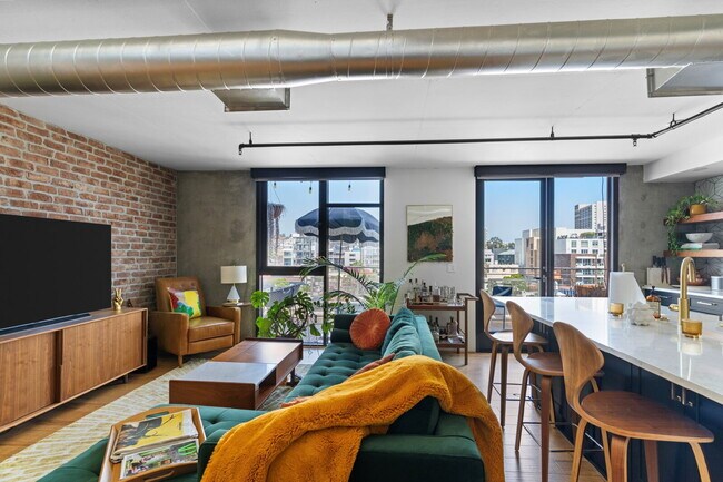 Building Photo - 1780 Kettner Blvd