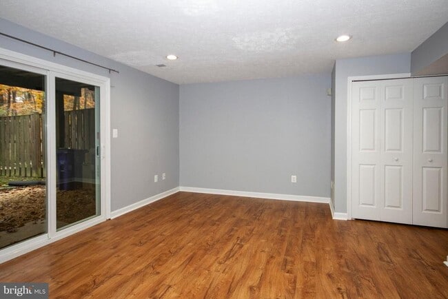 Building Photo - 9432 Loch Leven Ct