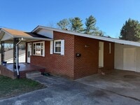 Building Photo - Must see 2 - bedroom, 1 -bath all brick home