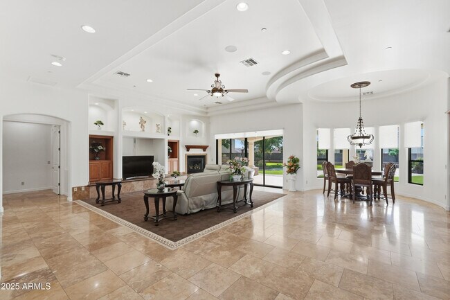 Building Photo - 18131 W Palo Verde Ct