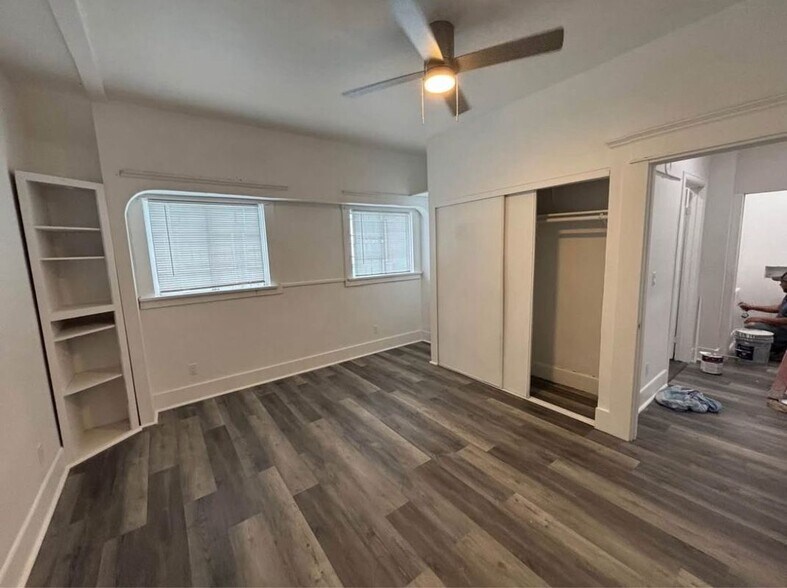 Building Photo - 625 W 41st Dr