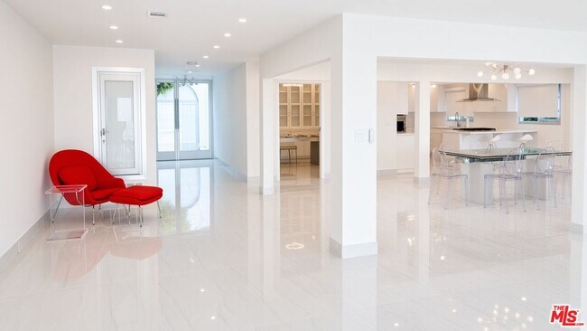 Building Photo - 18222 Coastline Dr