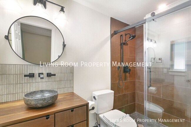 Building Photo - 11315 SW 51st Ave