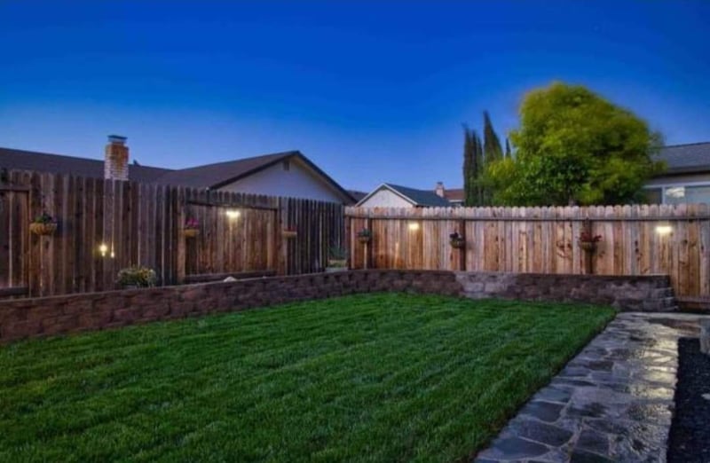 Building Photo - 712 Magnolia Ct