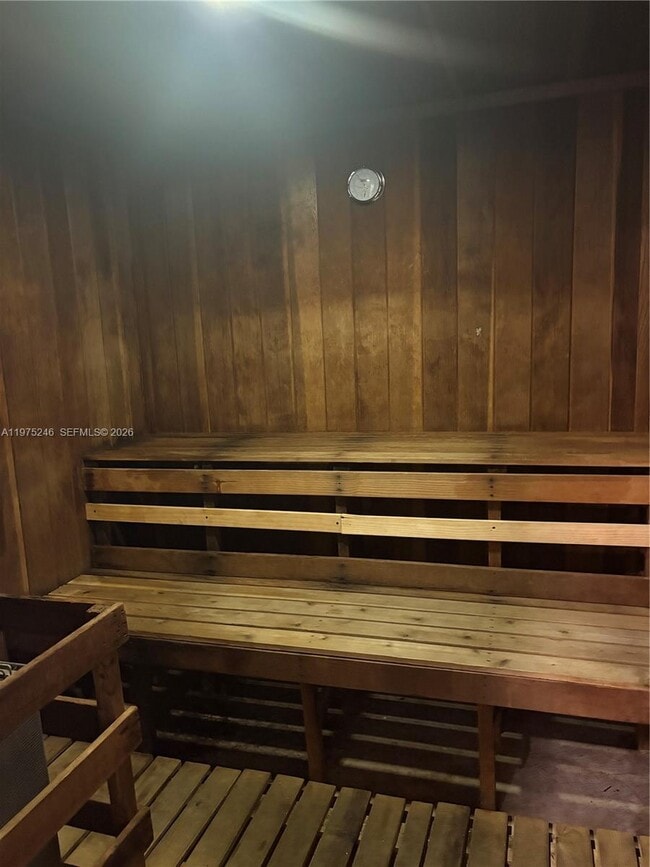 Building Photo - 16558 NE 26th Ave