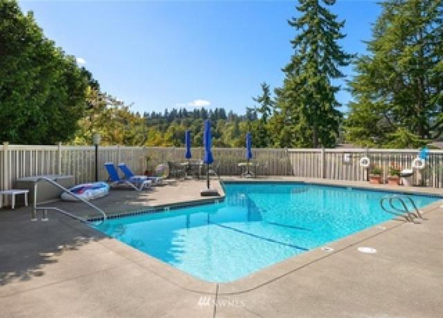 Building Photo - 3 bedroom in Mercer Island WA 98040