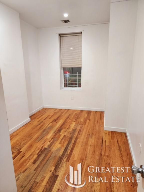 Building Photo - 3 bedroom in BROOKLYN NY 11226