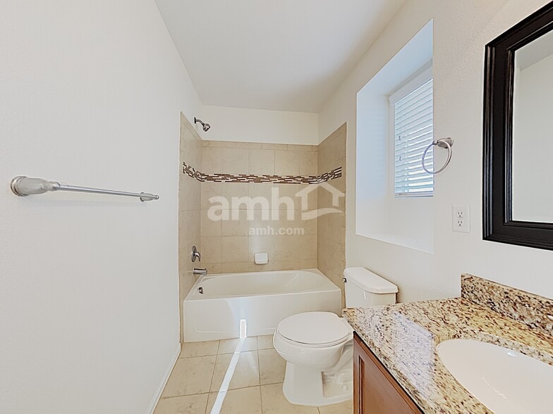 Building Photo - 10277 Nucla St