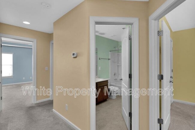 Building Photo - 12352 Red Rust Ln