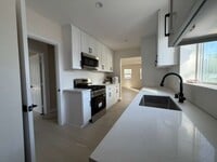 Building Photo - 10633 Laurel Canyon Blvd