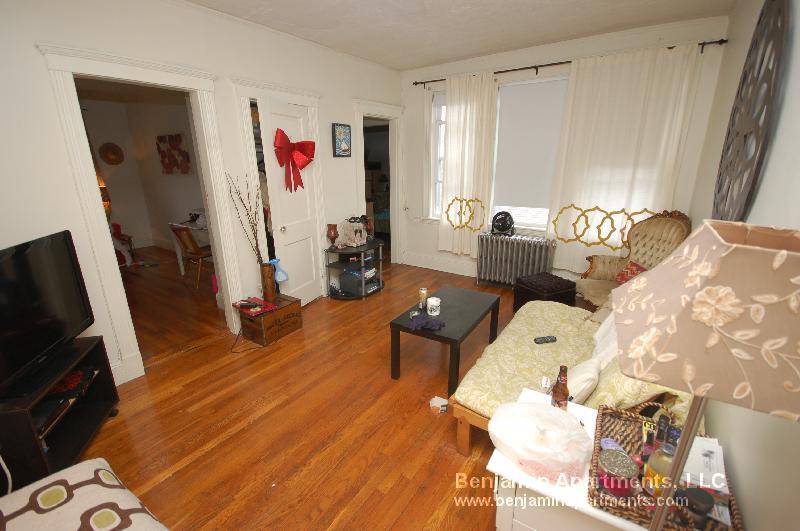 Building Photo - 1630 Commonwealth Ave