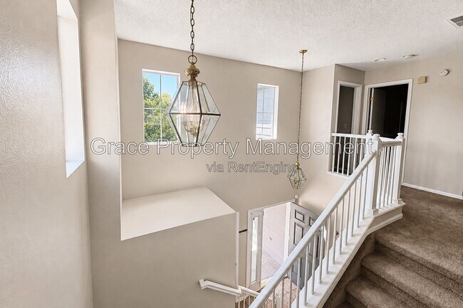 Building Photo - 5177 Pelican St
