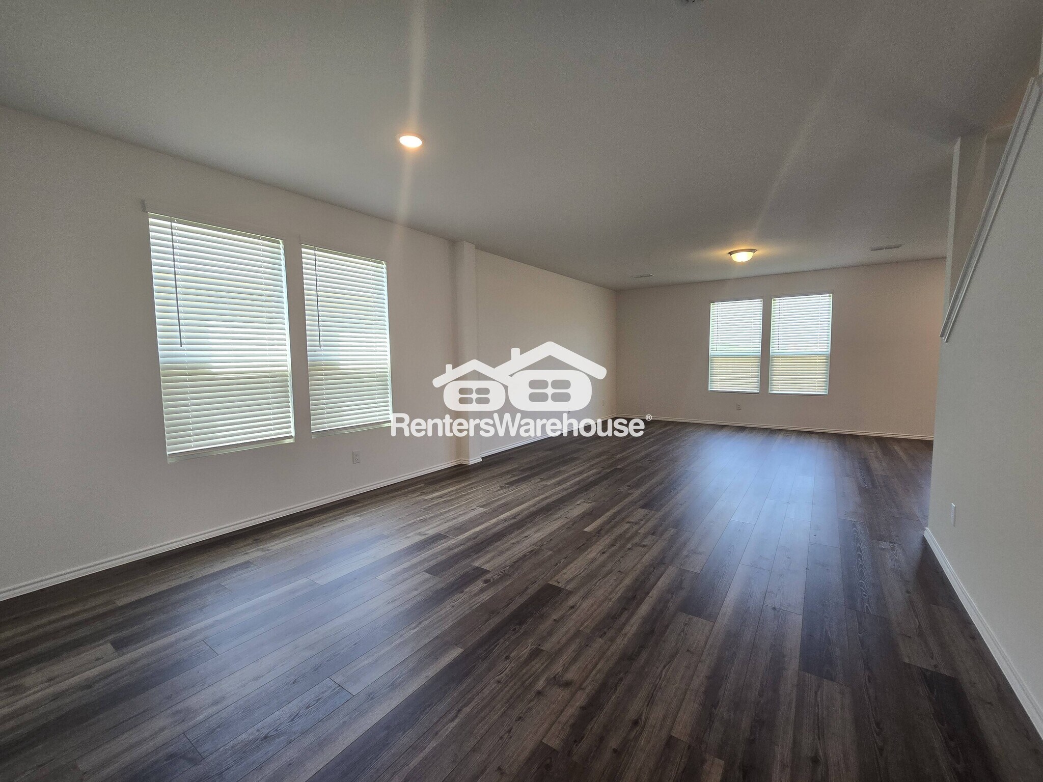 Building Photo - 2530 Carlow Ln