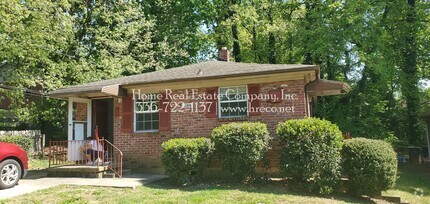 Building Photo - 1108 W Academy St