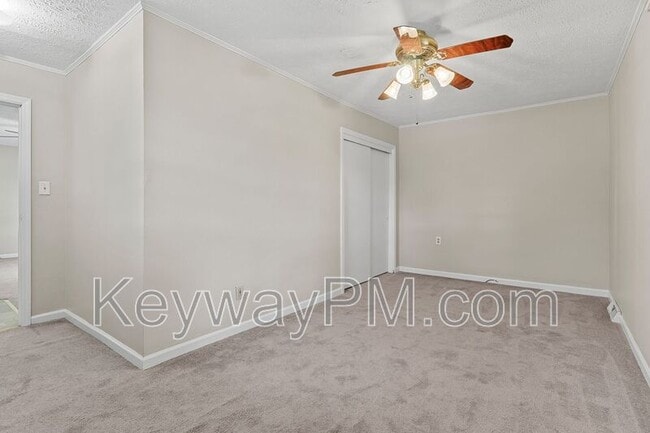 Building Photo - 133 Belair Rd