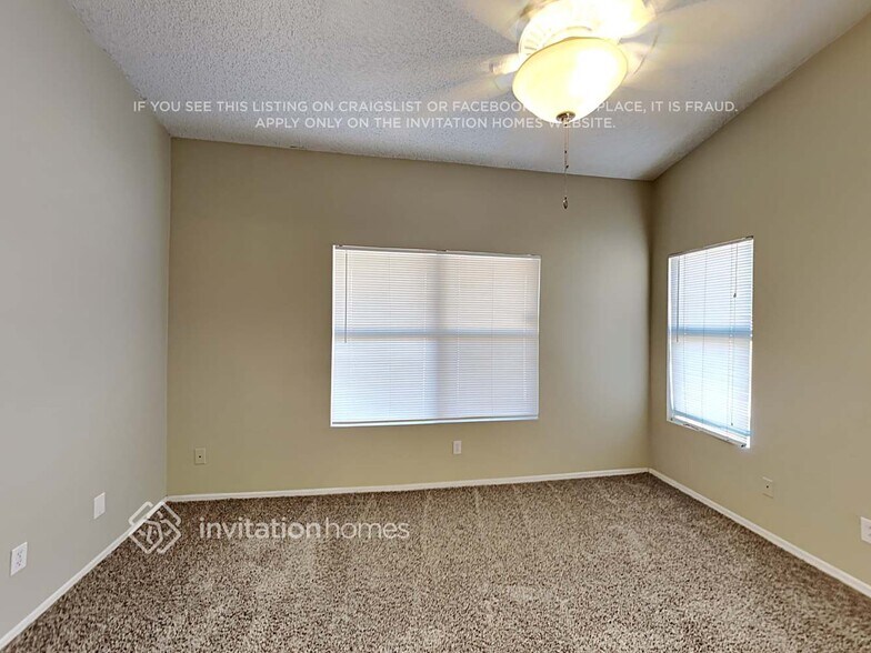 Building Photo - 1411 S Quinn