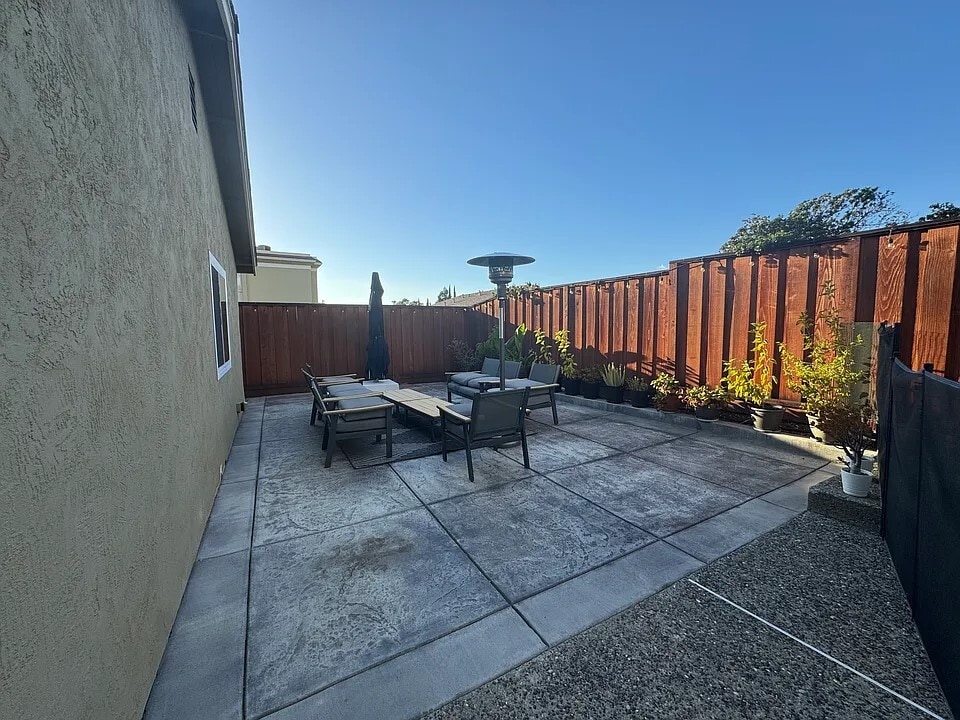 Building Photo - 504 Malbec Ct