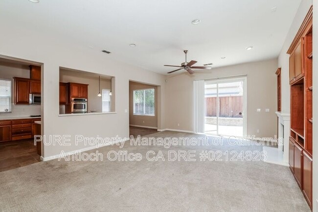 Building Photo - 5593 McFarlan Ranch Dr