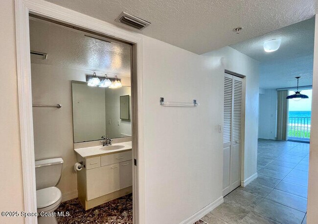 Building Photo - 3740 Ocean Beach Blvd