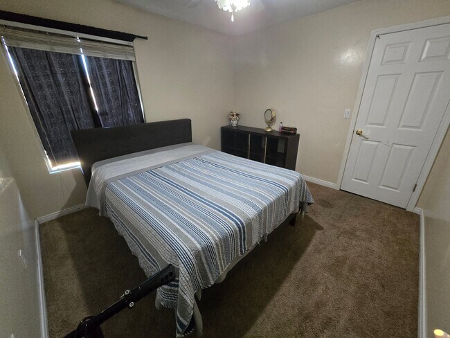 Building Photo - 9903 Valerio Ct